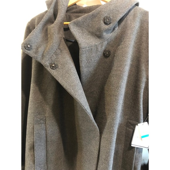 NWT Laundry by Shelli Segal Coat, Removable Cuffs - Picture 4 of 9